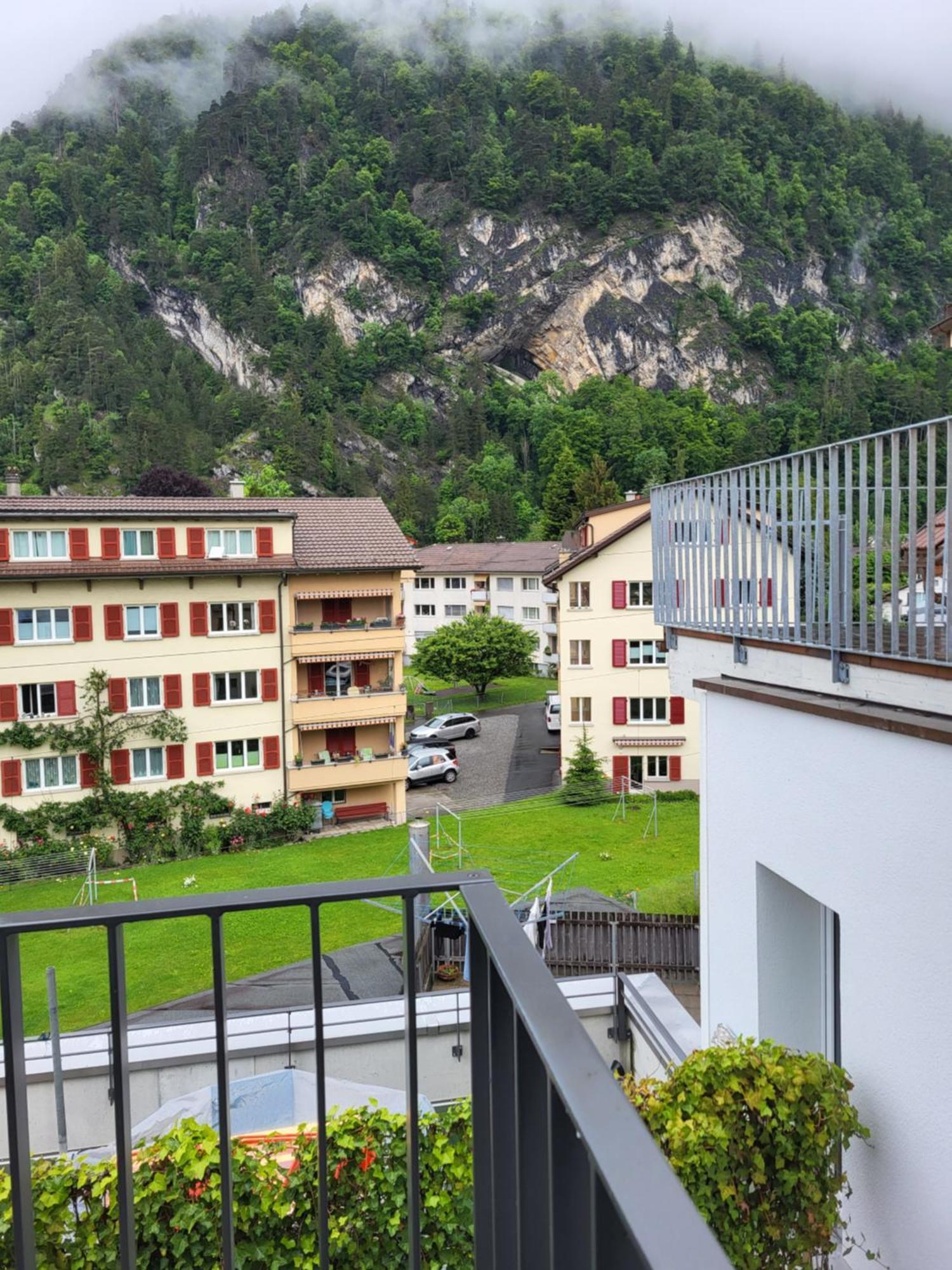 Modern City Apartments Interlaken Buitenkant foto